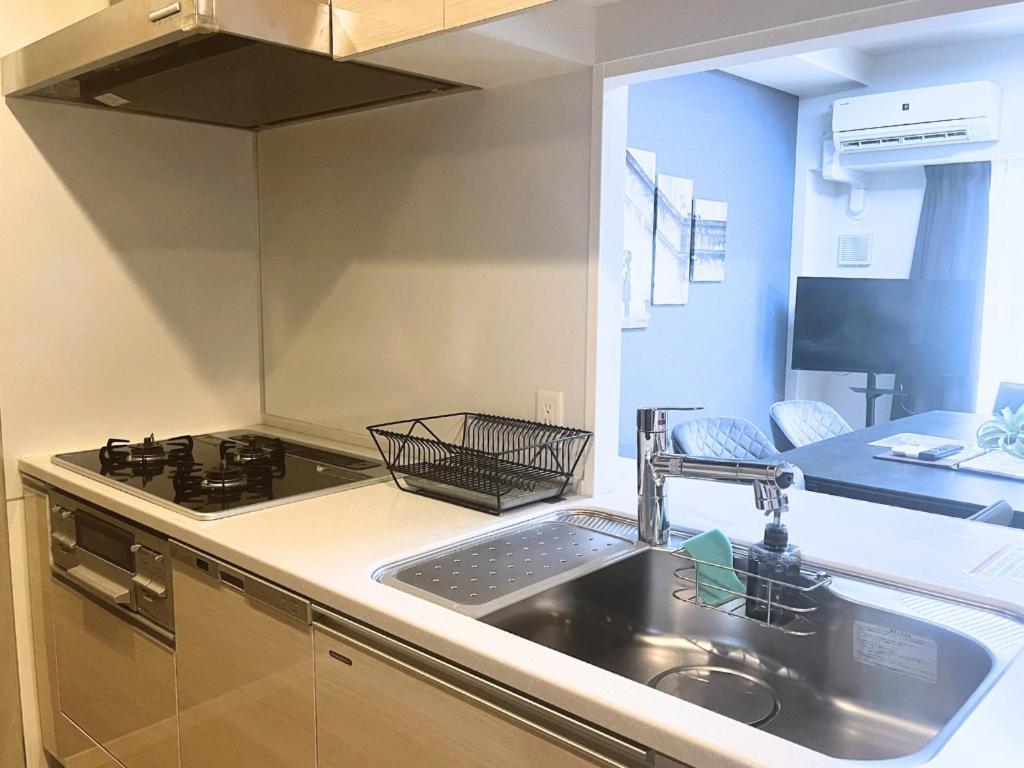 Cystal Exe Nippombashi Apartemen